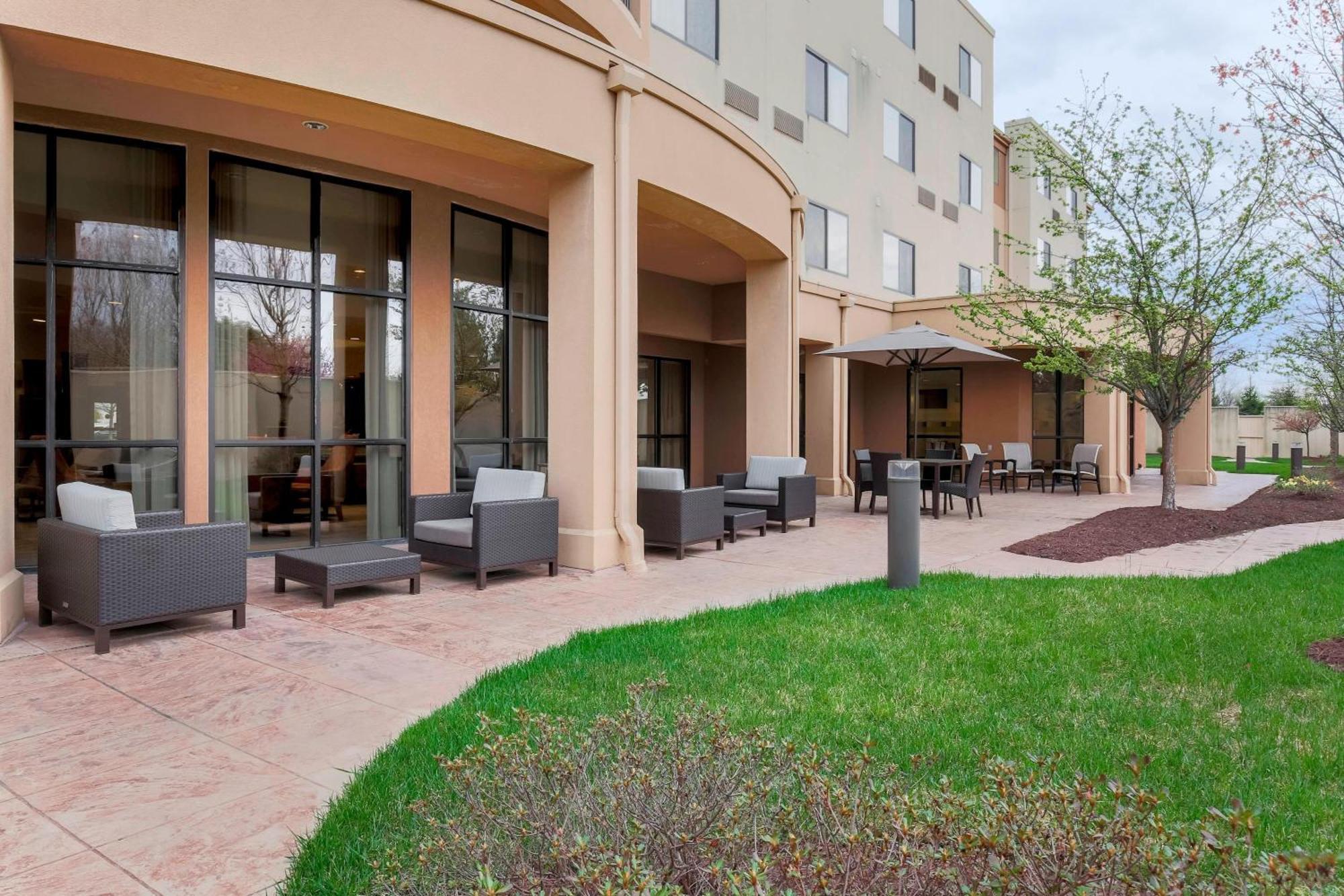 Hotel Courtyard By Marriott Potomac Mills Woodbridge Exterior foto